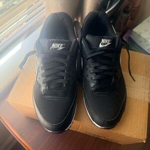 Women’s Nike air max 90